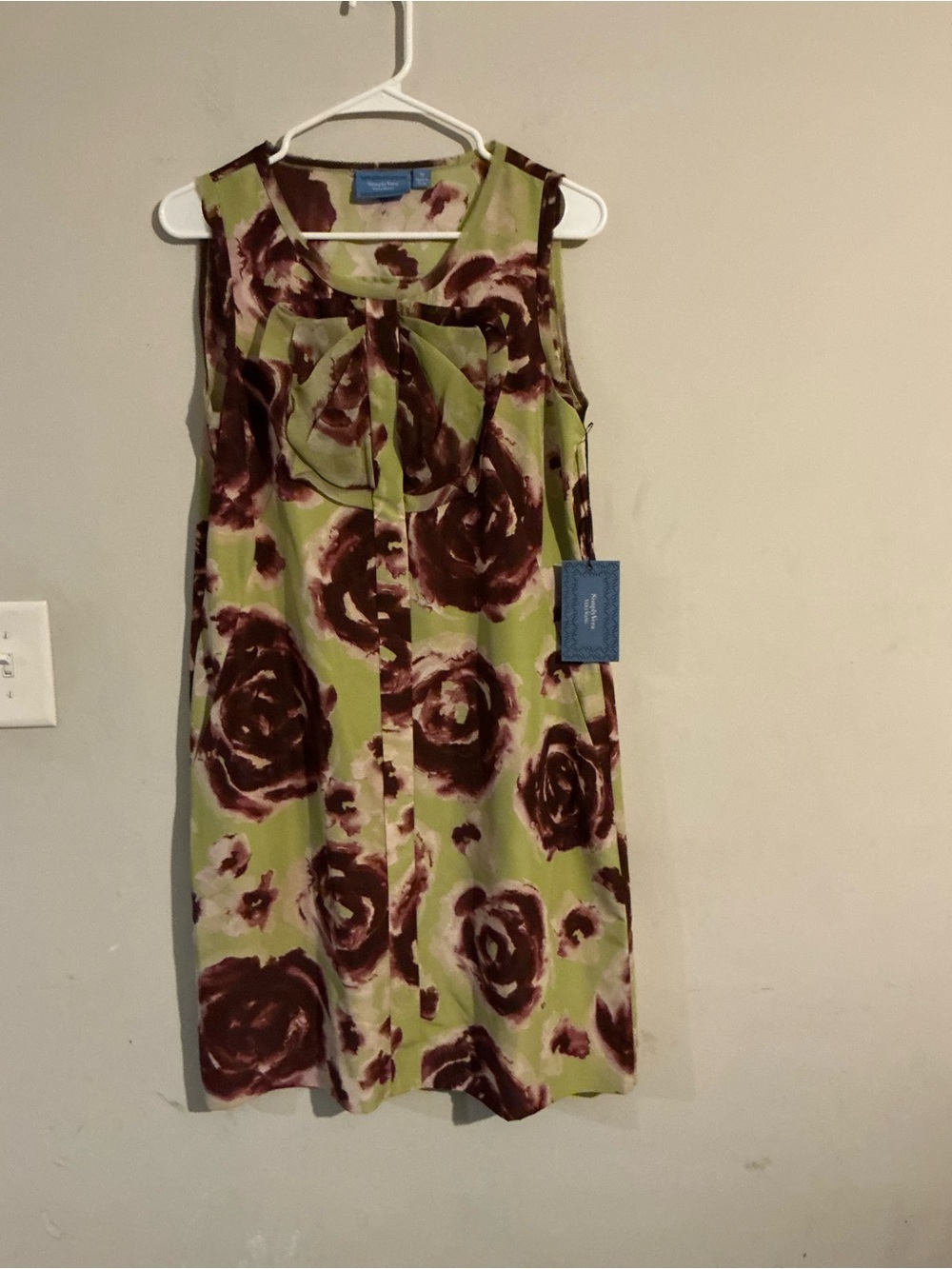 Simply Vera Vera Wang Lime & Burgundy Floral Bow-Neck Sleeveless Dress